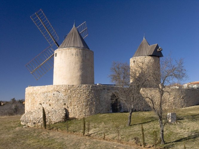 Moulins de Régusse